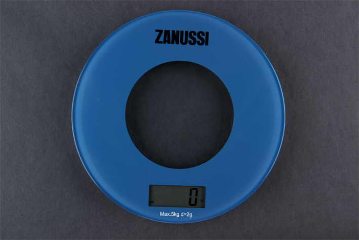 Цифровые кухонные весы Zanussi Bologna, ZSE21221EF, синий
