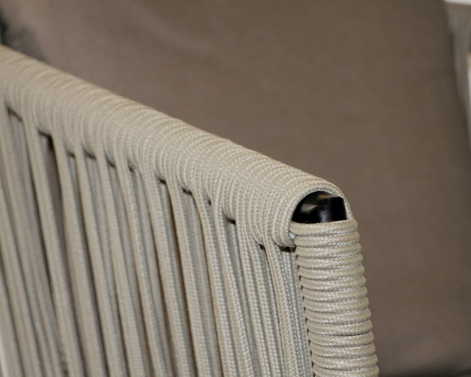 Кресло плетеное с подушками Tagliamento PALERMO